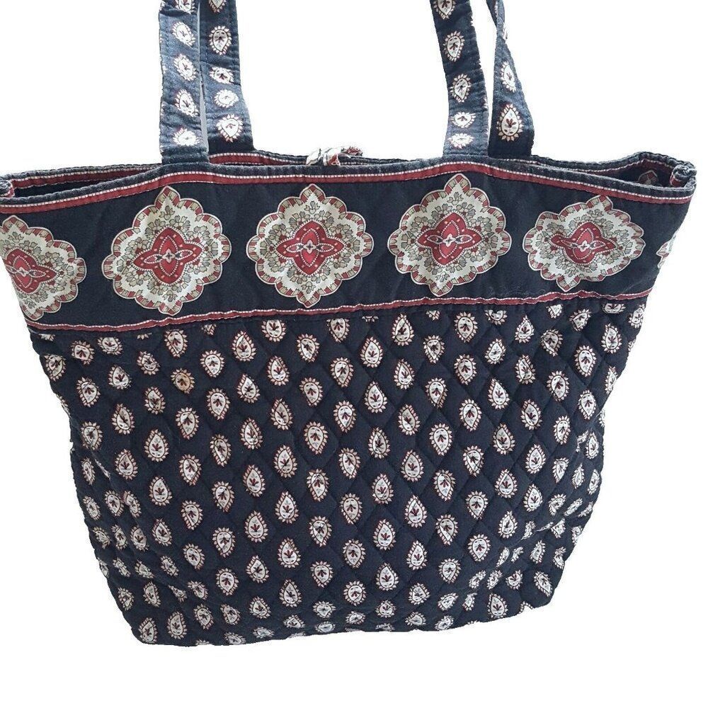 Vera Bradley Classic Black Womens Pocketbook Medium Red Paisley Bucket Tote